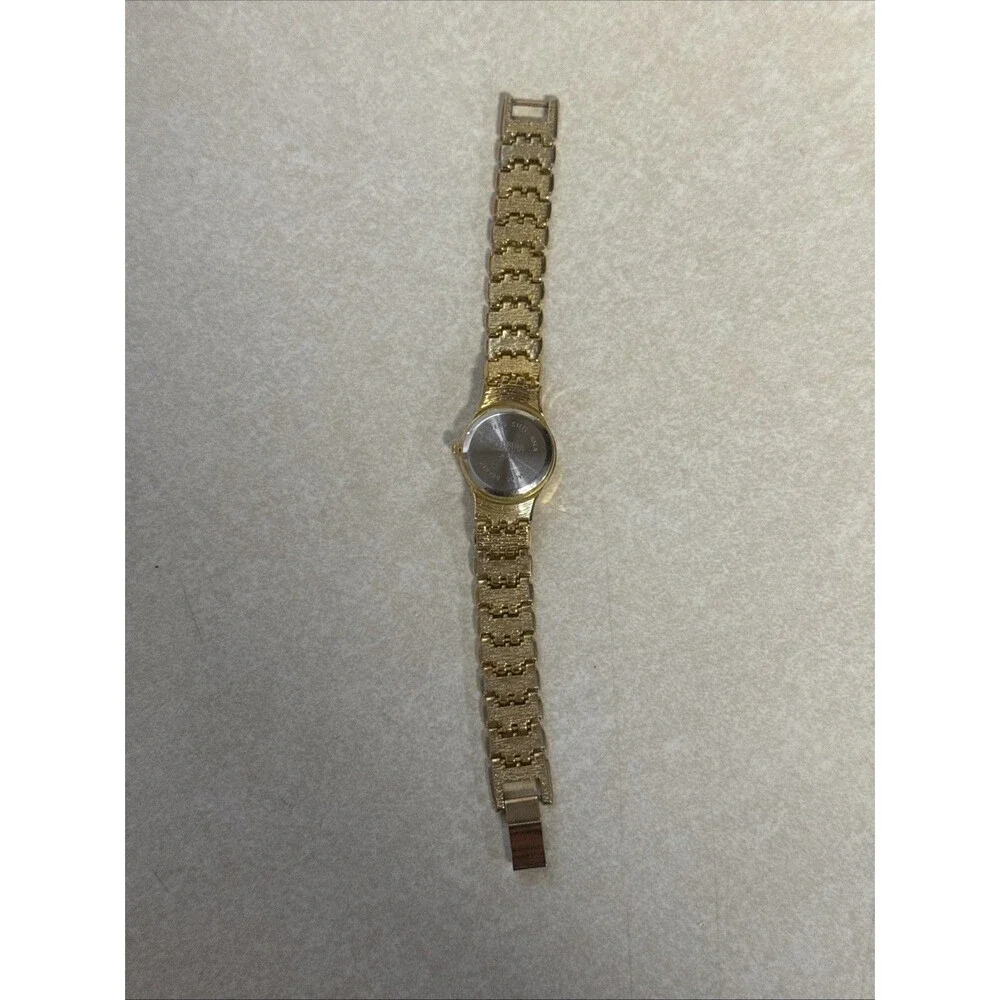 Vtg Medana ROYALE Ladies Diamond Gold Tone Nugget Style Watch 7.5
